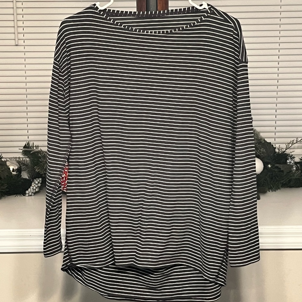 Lululemon long sleeve.